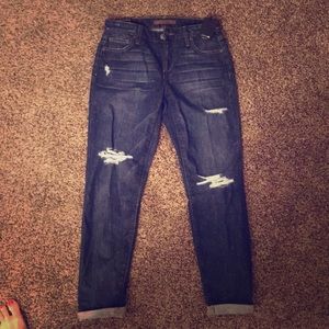 Joe’s Jeans— 24 boyfriend slim ankles. NEW!